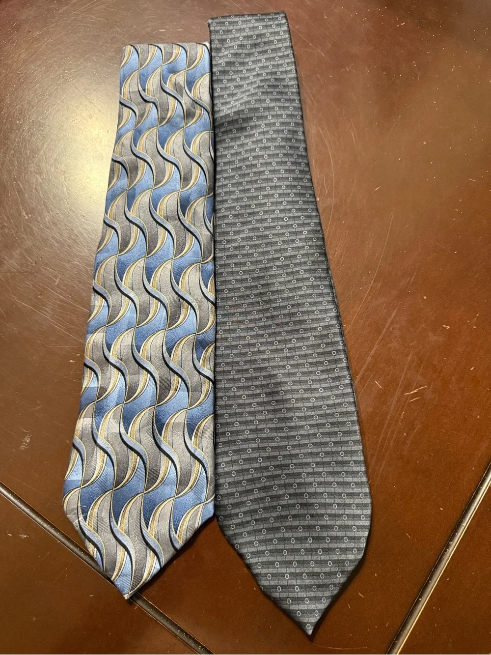 Men's Blue Patterned Silk Tie - Elegant Office and Event Accessory